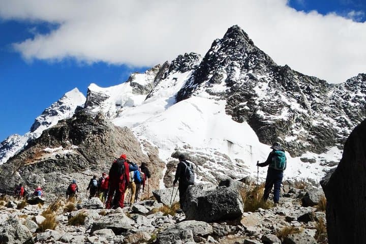 Salkantay Trek to Machu Picchu: 5-Day High-Altitude Trek Guide photo 5