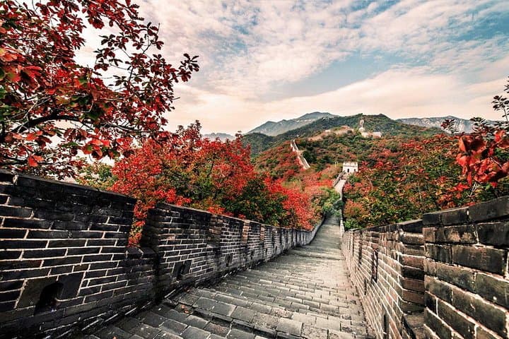 Mutianyu Great Wall Day Hike from Beijing — 4km Round-Trip Adventure photo 6