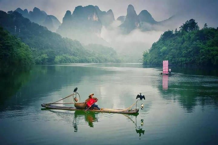 Li River Photography Mini Group Day Tour — Yao Mountain, Bamboo Raft & Xingping photo 4