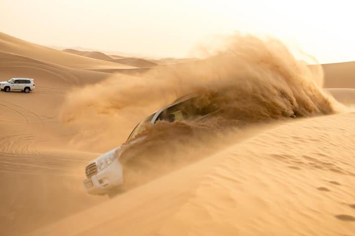 Abu Dhabi Overnight Desert Safari: Stargaze, Dune Bashing & Bedouin Camp Experience