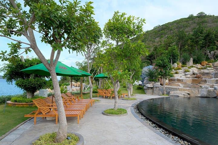 Nha Trang 3-Island Speedboat Tour with Hon Tam Mud Bath and Lunch photo 5