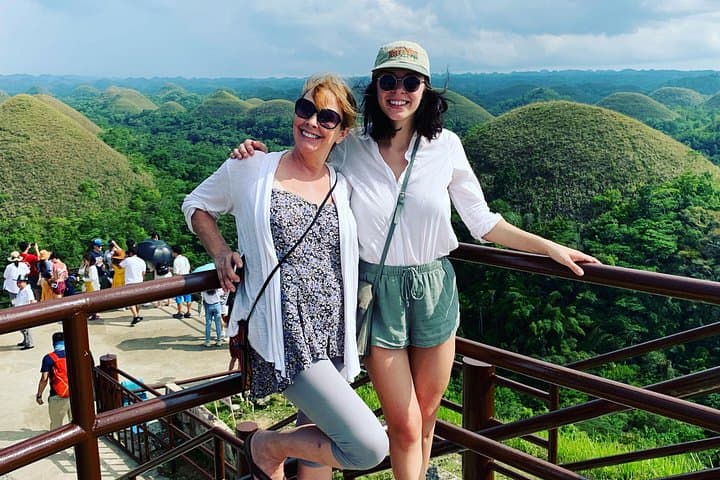 Bohol Countryside Tour: Chocolate Hills, Tarsiers & Loboc River Cruise photo 1