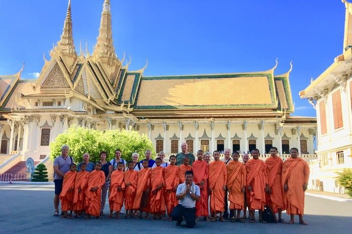 7-Day Cultural Tour: Angkor, Tonle Sap, Battambang & Phnom Penh photo 1