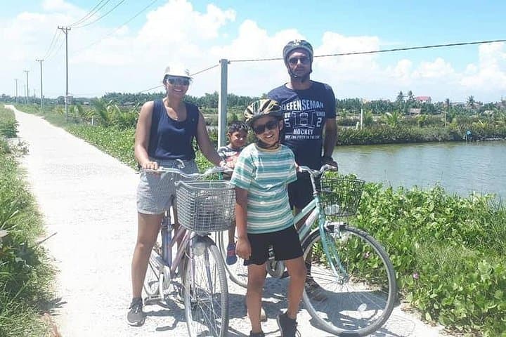 Hoi An Countryside Bicycle Tour: Tra Que, Cam Thanh & Thanh Ha Pottery photo 1