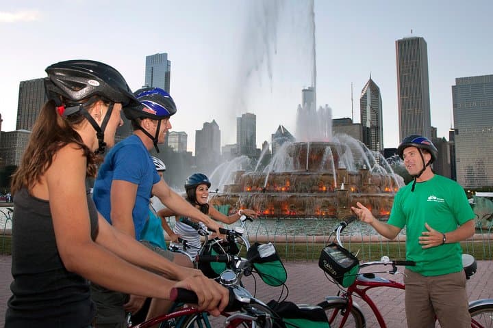Fright Hike: Chicago Halloween Bike Tour — Haunted Loop & Lakefront Ride photo 3