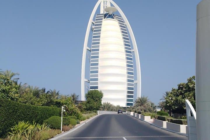Dubai and Abu Dhabi in One Day: Private 10-Hour Highlights Tour photo 2