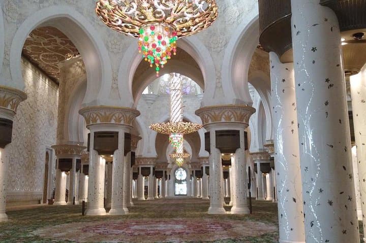Dubai and Abu Dhabi in One Day: Private 10-Hour Highlights Tour photo 6