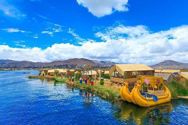 Overnight on Lake Titicaca: Uros, Amantani & Taquile Community Homestay photo 3