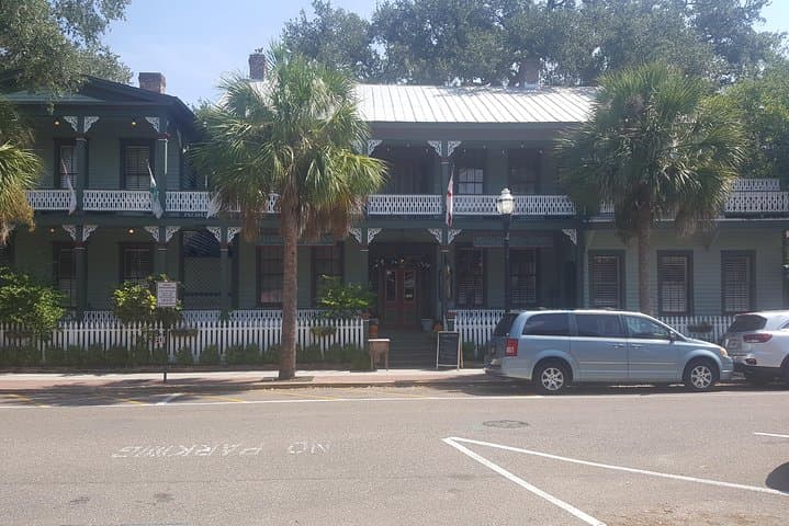 Downtown Fernandina Historical Walking Tour: Pirates, Victorian Homes & Eight Flags photo 2