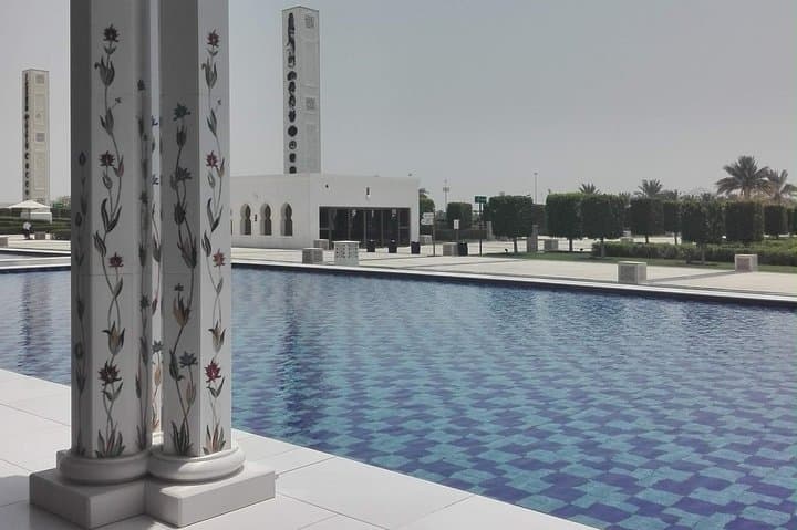 Abu Dhabi Day Trip from Dubai: Sheikh Zayed Grand Mosque & Corniche Highlights photo 6