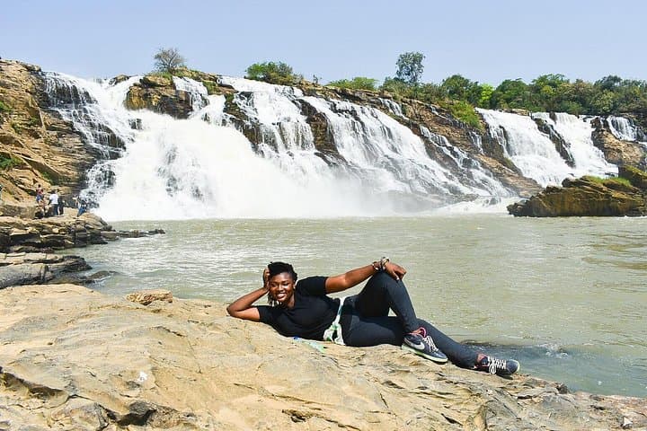 Visiting Gurara Waterfall near Abuja: Boat Rides, Base Hikes, and Zuma Rock Views photo 4