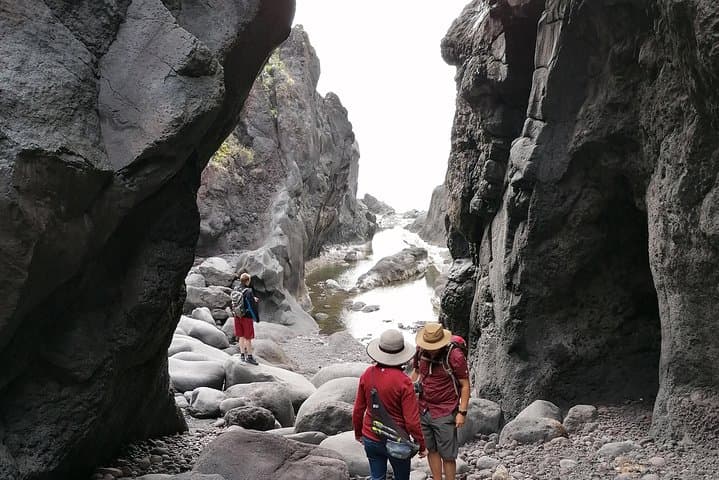 Full-Day São Jorge Van Tour with Snorkeling & Cheese Tasting photo 5