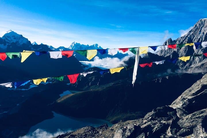 Everest Base Camp and Gokyo Ri Trek: High-Altitude Views, Sherpa Culture & Practical Tips photo 1