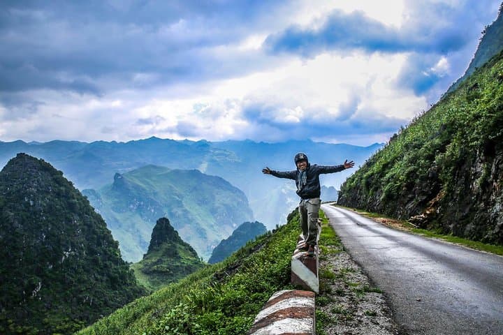 Ha Giang 3-Day Dong Van Loop: Ma Pi Leng Pass, Lung Cu & Karst Geopark photo 3