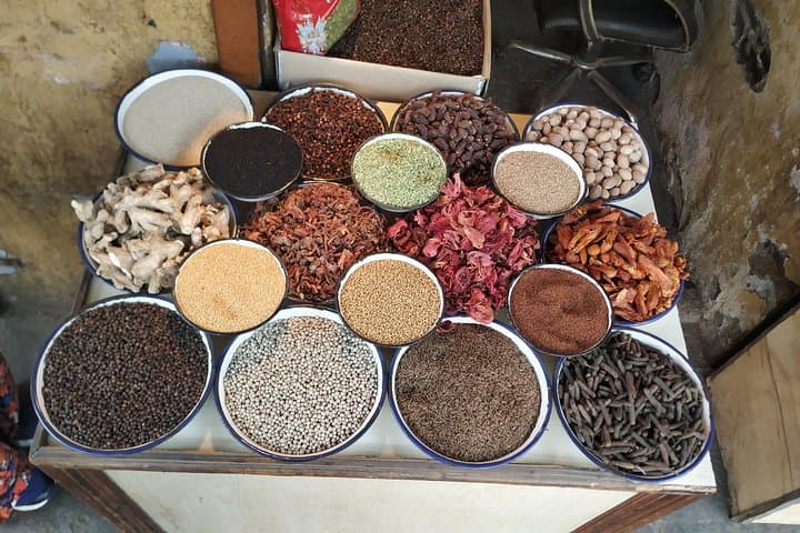 Old Delhi Food Walk: Taste Chandni Chowk’s Street Classics on a 3–4 Hour Tour photo 3