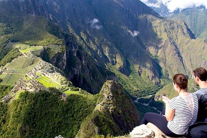 Overland to Machu Picchu: 2-Day By-Car Adventure from Cusco