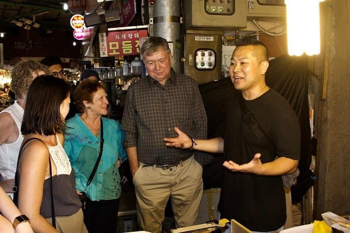Seoul Alley Eats: Night Walking Tour of Hidden Bars and Markets photo 4