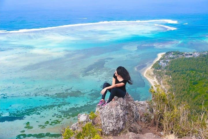 Hiking Le Morne Brabant: Summit Trek on Mauritius' World Heritage Headland photo 4