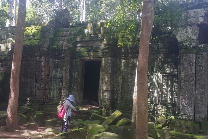 Full-Day Private Trek of Angkor's World Heritage Temples photo 4