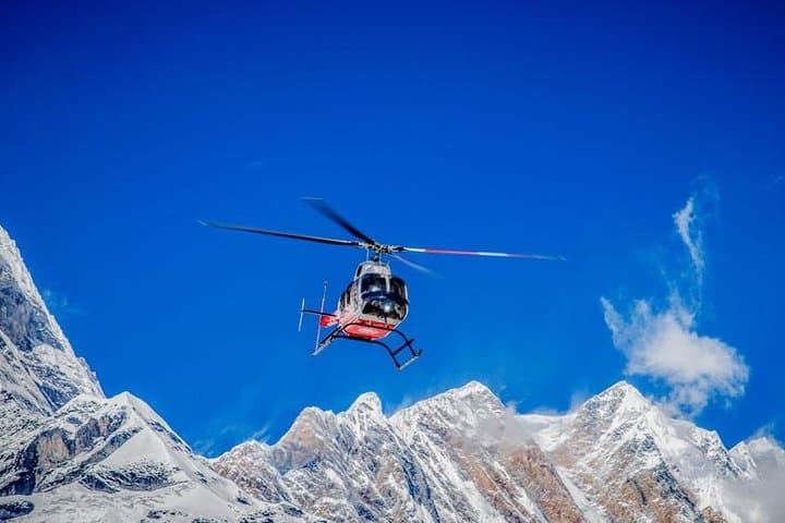 Helicopter Tour to Everest Base Camp with Breakfast at Everest View Hotel photo 5