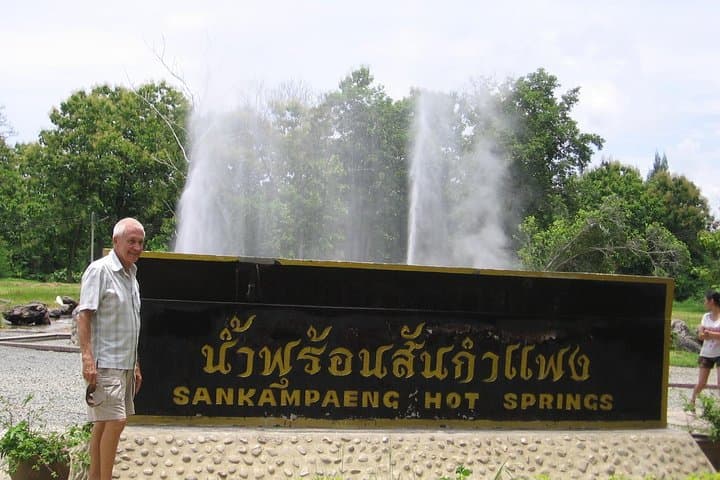 San Kamphaeng Hot Springs & Handicraft Villages: Chiang Mai Half-Day Cultural Tour photo 3