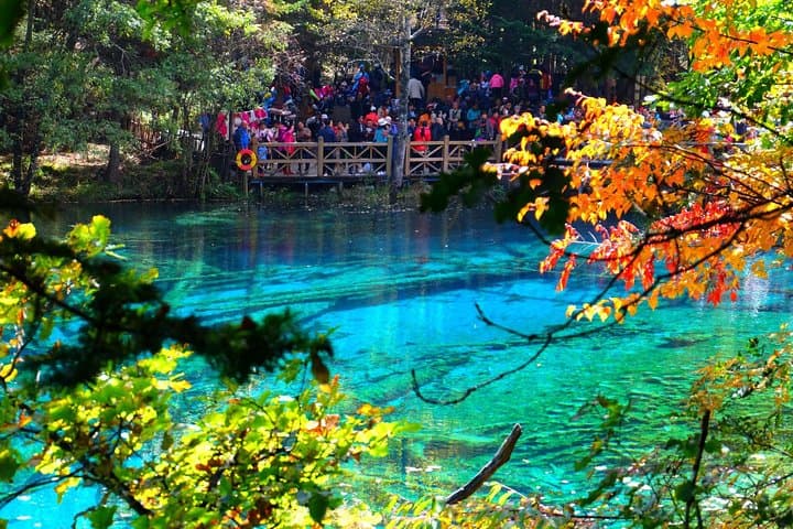 3-Day Jiuzhaigou & Huanglong Join-In Tour — Budget-Friendly Scenic Highlights of Sichuan