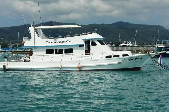 Phuket Private Boat Fishing: Trolling & Spinning to Racha Yai photo 6