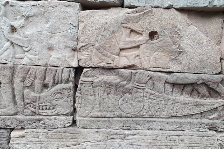 Private Tour to Banteay Chhmar Temple: Remote Khmer Ruins Near the Thai Border photo 4