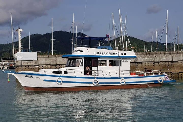 Phuket Private Boat Fishing: Trolling & Spinning to Racha Yai photo 3