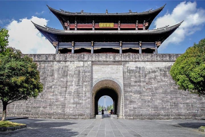 3-Day Jianshui & Yuanyang Hani Rice Terraces Photography Tour photo 3