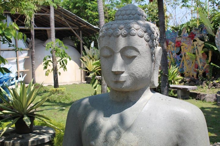 Borobudur Sunrise Tour: Borobudur, Mendut & Merapi Day Trip from Yogyakarta photo 2