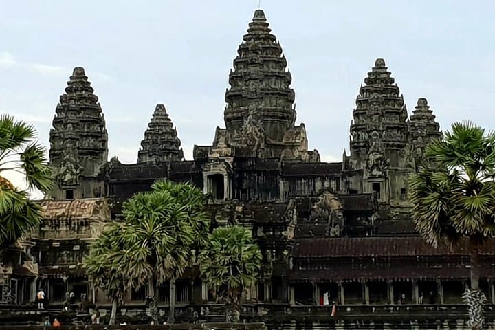 Private Two-Day Siem Reap Tour: Angkor Temples & Tonle Sap Boat Experience photo 6