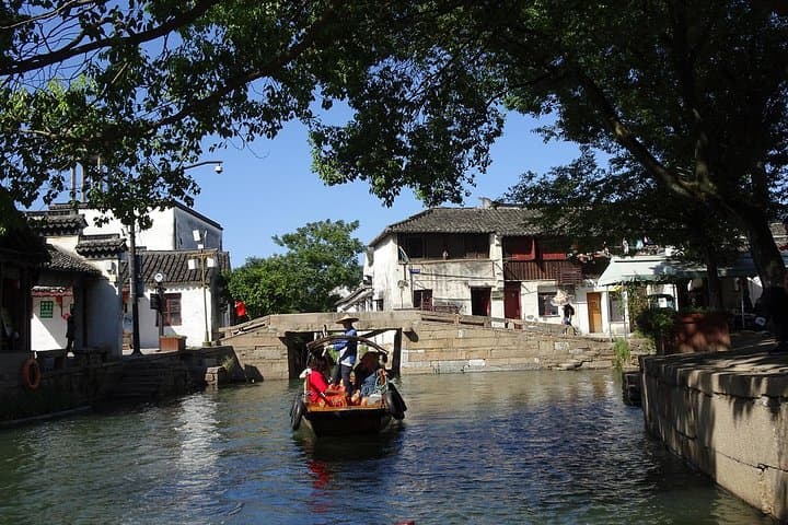 2-Day Private Hangzhou and Wuzhen Tour from Shanghai — West Lake, Tea Village & Lingyin Temple photo 5