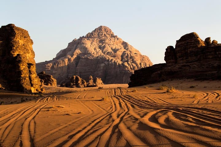 Wadi Rum Full-Day Jeep & Bedouin Experience from Amman — Valley of the Moon photo 6
