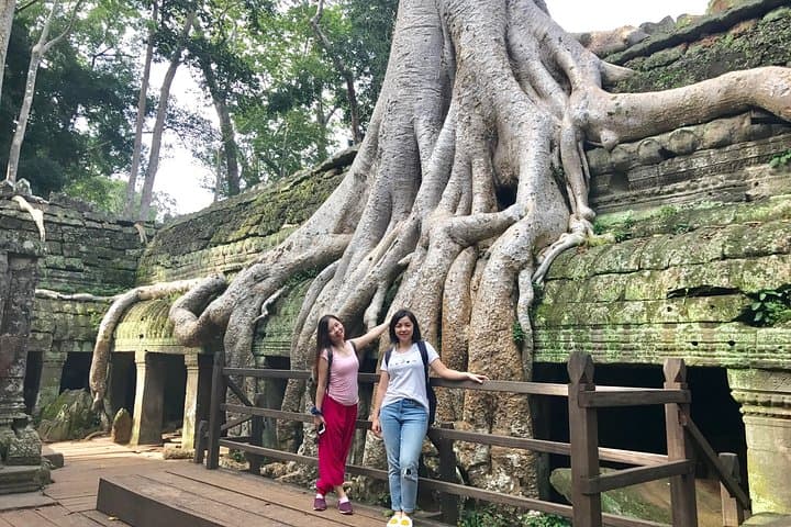 2-Day Angkor Temple Immersive Tour — Sunrise at Angkor Wat & Bayon