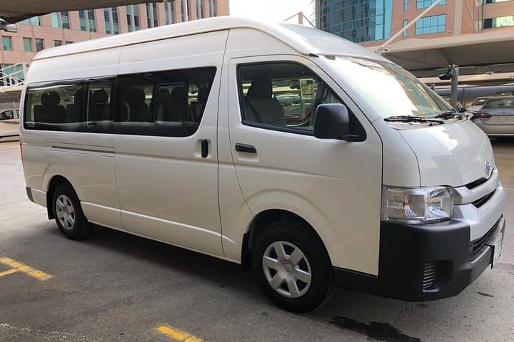 Dubai Mall Shared Hotel Transfer — Easy Ride to Burj Khalifa, VR Park & Aquarium photo 4