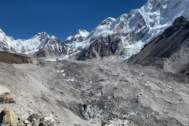 Everest Base Camp Trek: 12-Day Classic Lukla to Kala Patthar Adventure photo 5