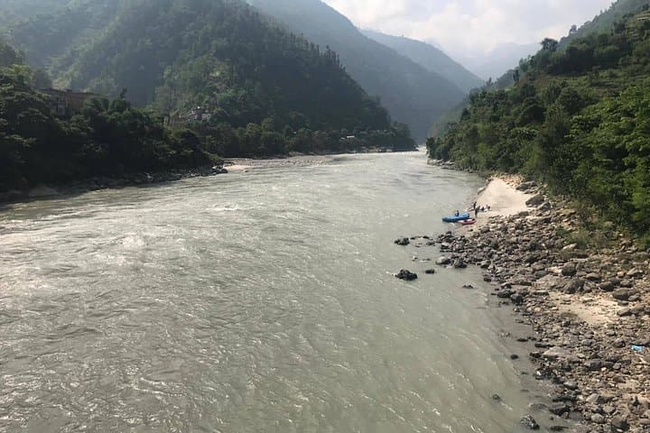 Trishuli River Rafting Day Trip from Kathmandu — One-Day Whitewater Adventure photo 3