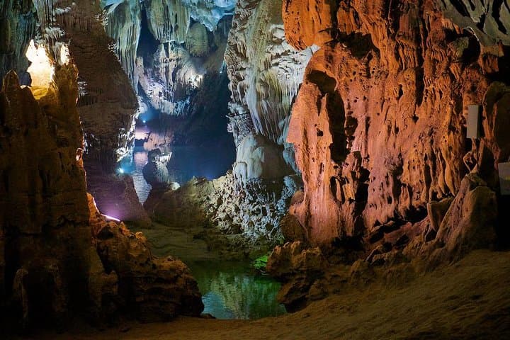 Hue to Phong Nha Bus Transfer — Scenic Drive to Vietnam's Limestone Caves photo 4