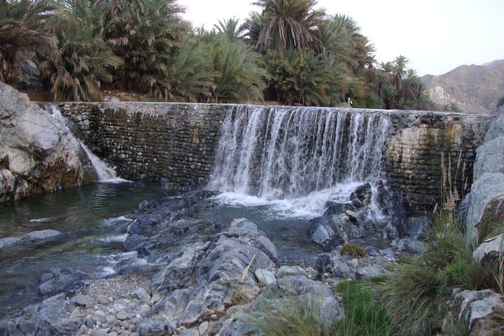 Wadi Sahtan 4WD Day Trip: Explore the Mandoos — The Chest of Oman photo 2