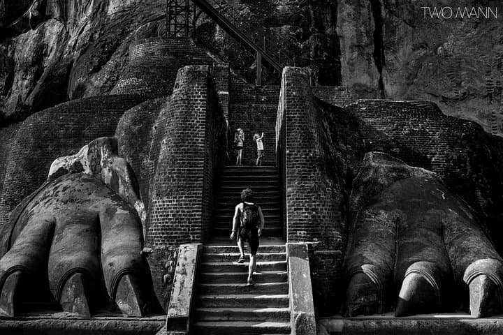 Sigiriya & Dambulla Day Trip: Climb Lion Rock and Visit the Dambulla Cave Temples photo 3