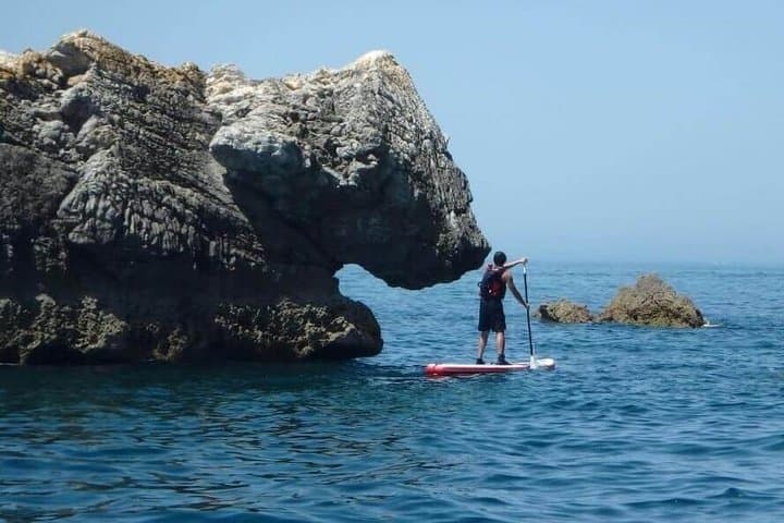 Sesimbra Stand Up Paddle: SUP Tour to Ribeira do Cavalo & Arrábida Caves photo 2