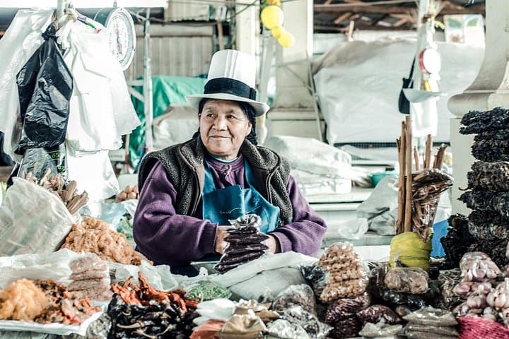 Cusco Markets and Ruins: San Pedro Market, Sacsayhuamán & Q'enqo Day Tour photo 3