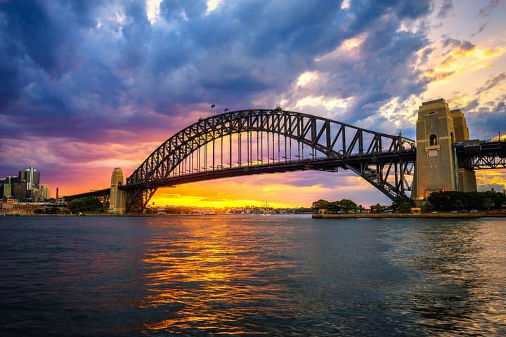 Discover Sydney: Self-Guided Urban Quest from The Rocks to Circular Quay