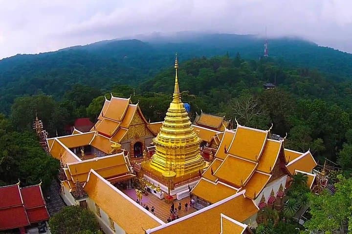 Doi Suthep & San Kamphaeng: Half-Day Mountaintop Temple and Handicraft Tour