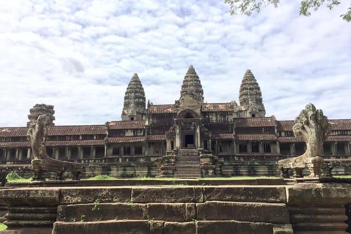 Private 4-Day Angkor Temples & Tonle Sap Lake Adventure — Siem Reap Guided Tour photo 6