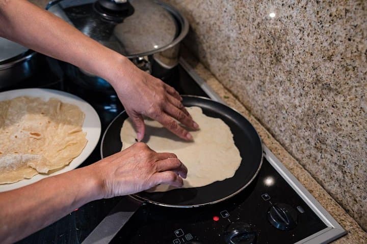 Private Cape Malay Cooking Class in Grassy Park — Authentic Cape Town Home Experience photo 2