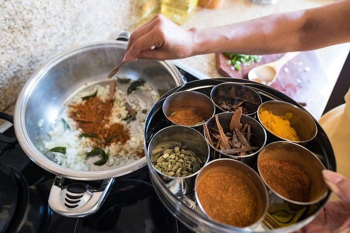 Private Cape Malay Cooking Class in Grassy Park — Authentic Cape Town Home Experience photo 6