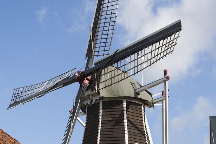 Explore Hattem: Windmills, Bakeries & Ghosts — Self-Guided Audio Walking Tour