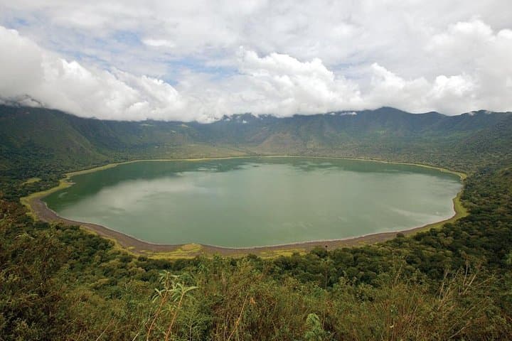 4-Day Tanzania Safari: Tarangire, Serengeti & Ngorongoro Adventure photo 4